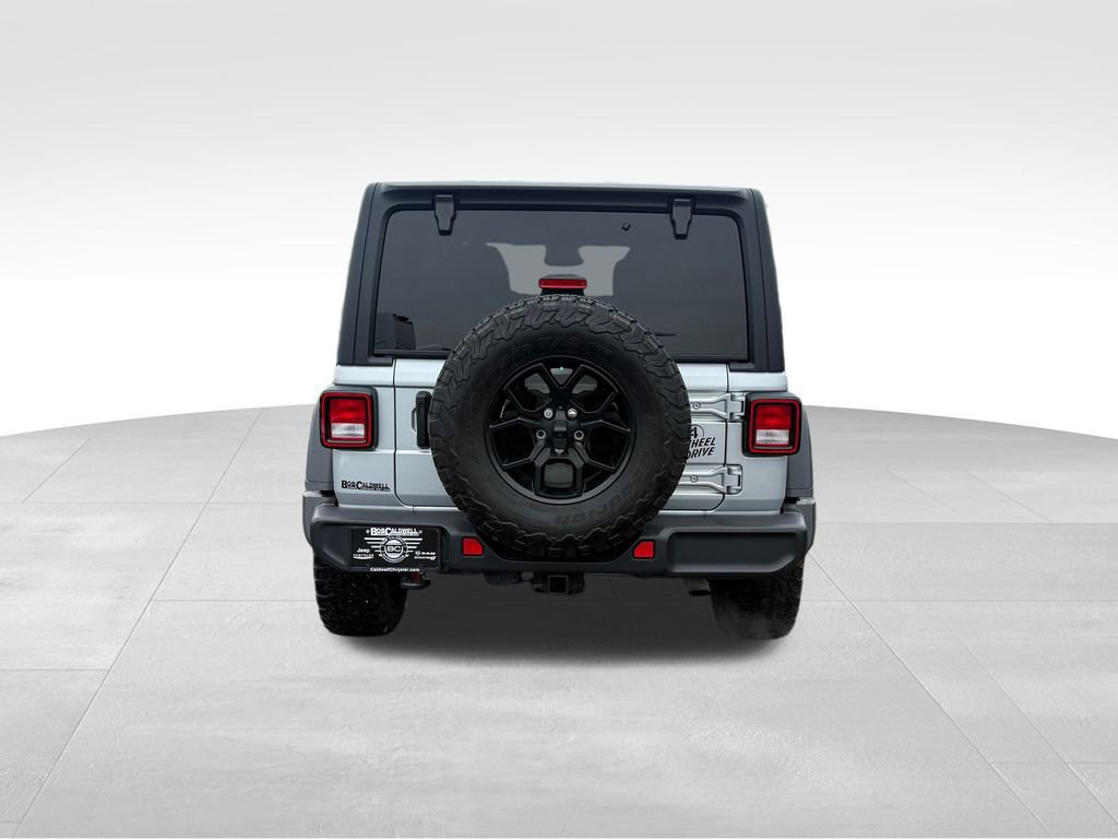 Used 2024 Jeep Wrangler Willys image 7