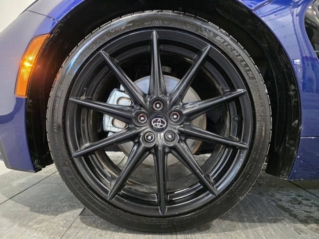 Used 2025 Toyota GR86 Premium w/ ALL Weather Mat Package (TMS) image 20