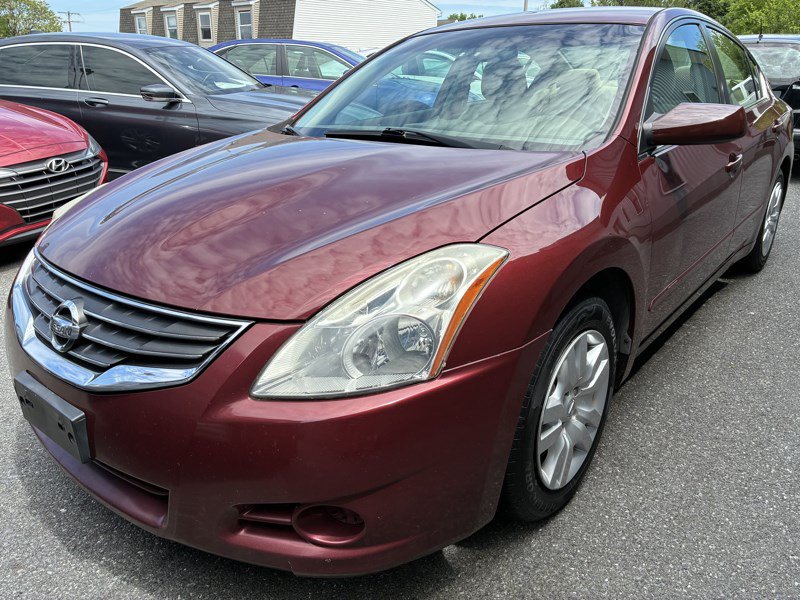 Used 2012 Nissan Altima 2.5 S FWD image 1