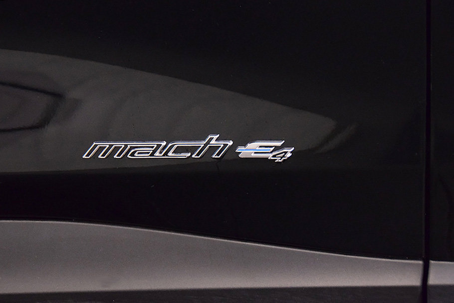 Used 2025 Ford Mustang Mach-E Premium AWD/4WD image 12