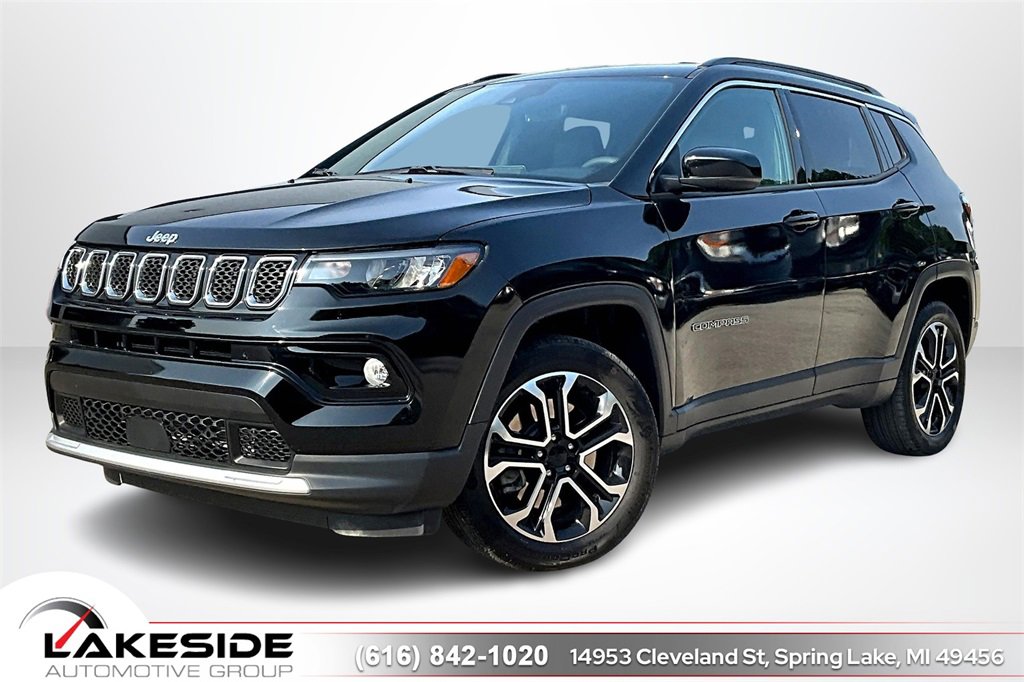 Used 2023 Jeep Compass Limited image 1