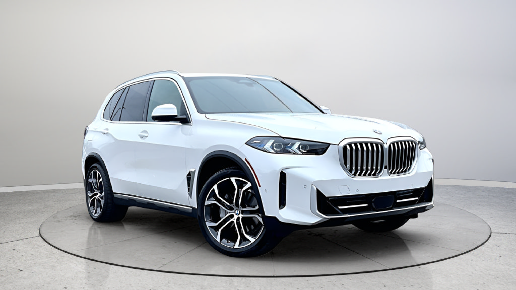 Certified 2025 BMW X5 sDrive40i w/ Premium Package