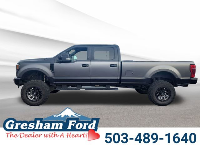 Used 2022 Ford F250 Lariat w/ Black Appearance Package image 2