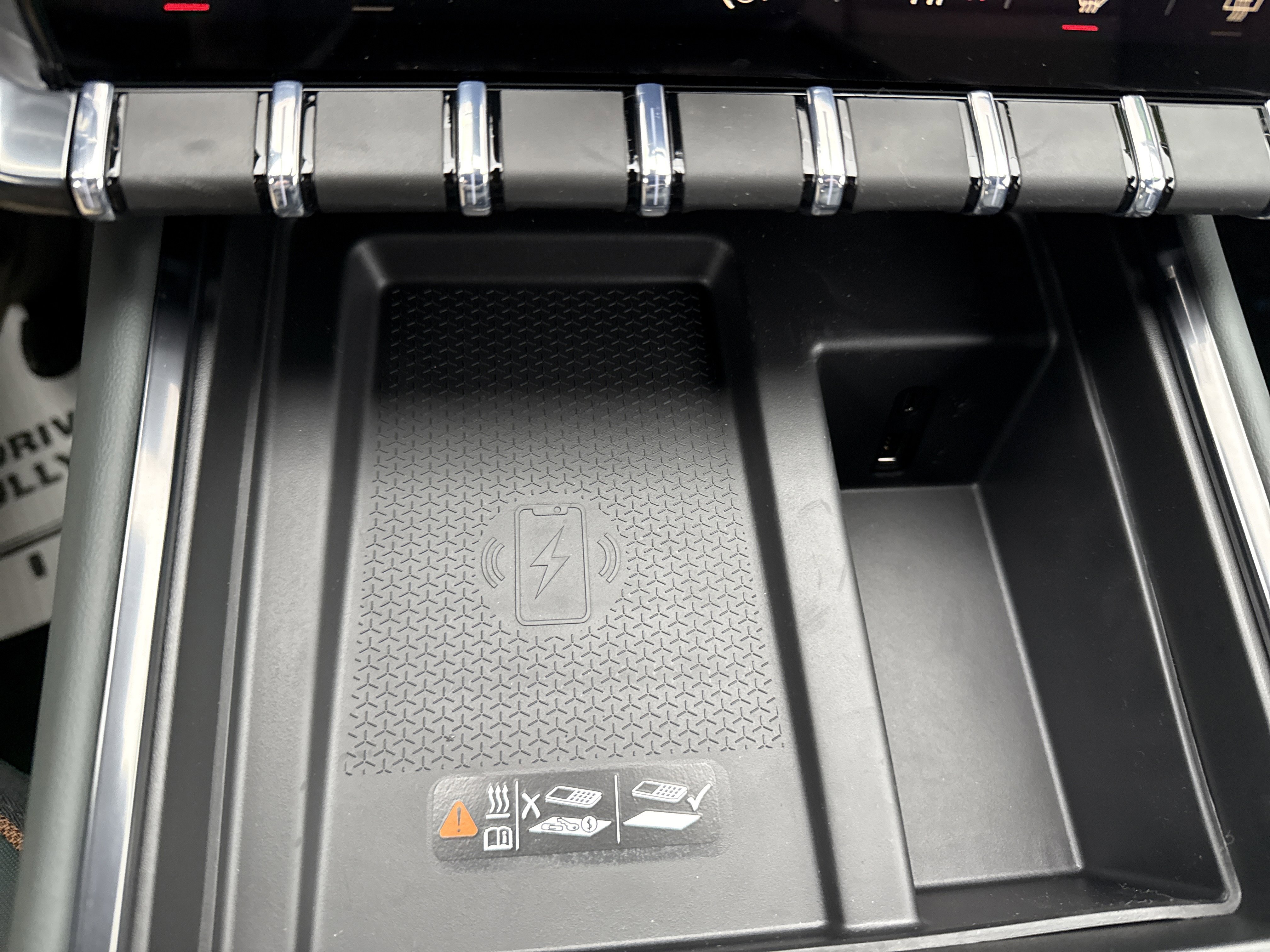 New 2026 GMC Acadia AT4 image 30