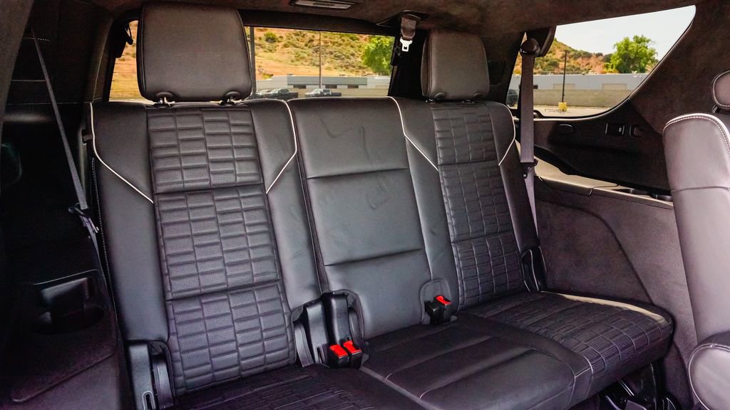 Used 2023 Cadillac Escalade Sport Platinum image 12