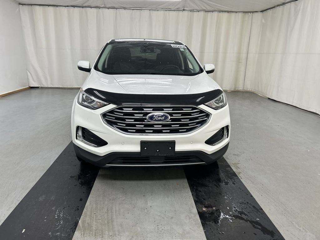 Used 2022 Ford Edge Titanium AWD/4WD image 3