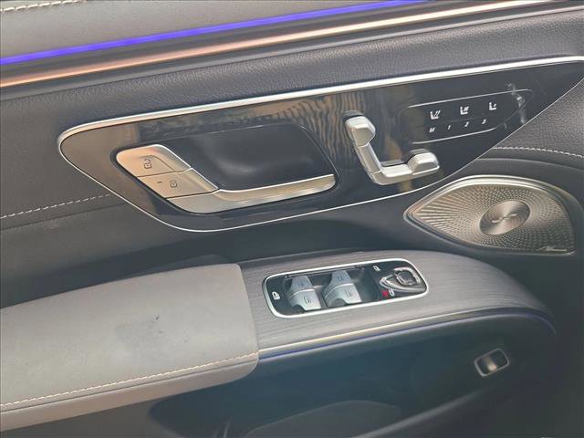 Used 2023 Mercedes-Benz EQS 580 4MATIC SUV image 25