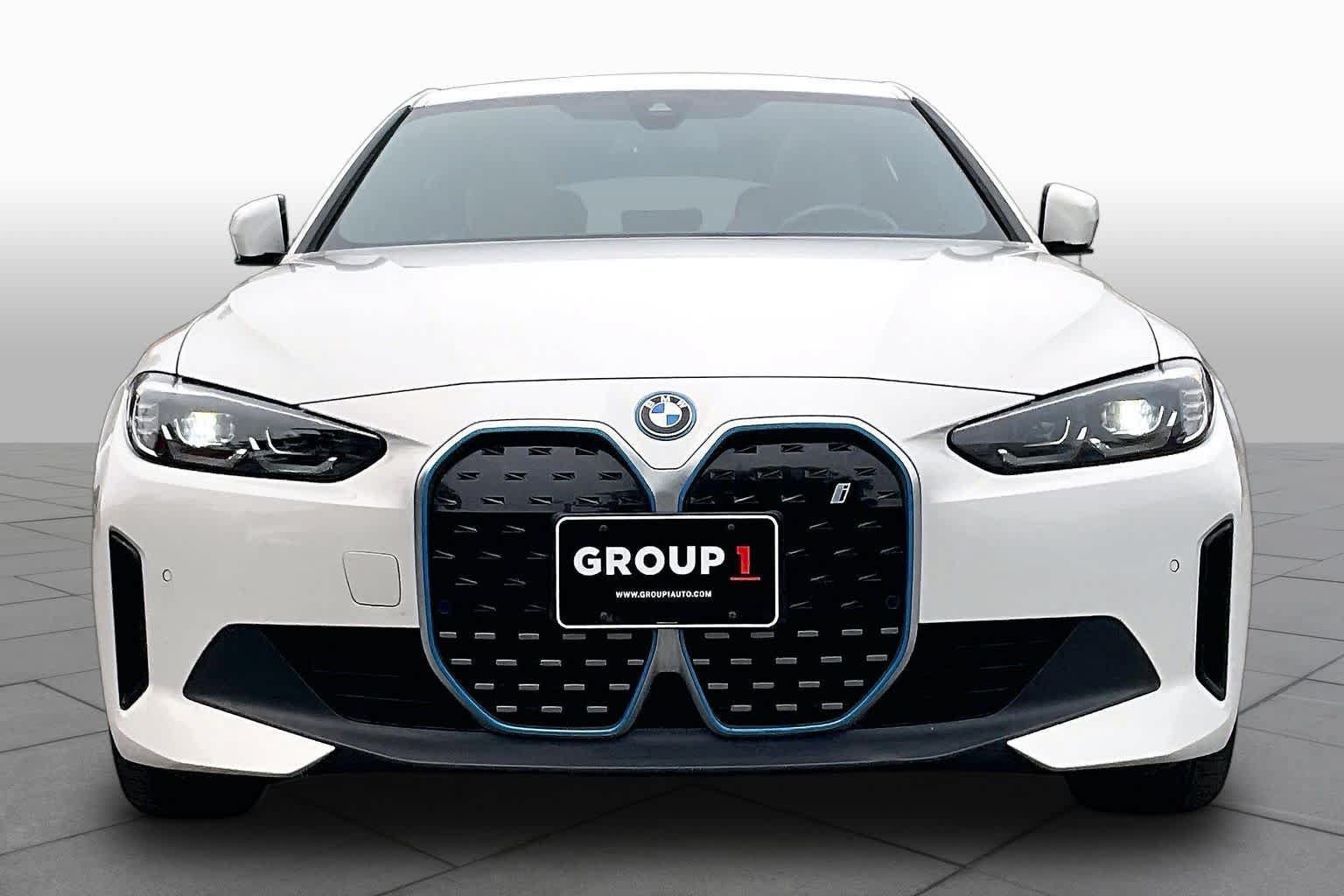 Used 2023 BMW i4 eDrive40 w/ Premium Package RWD image 3