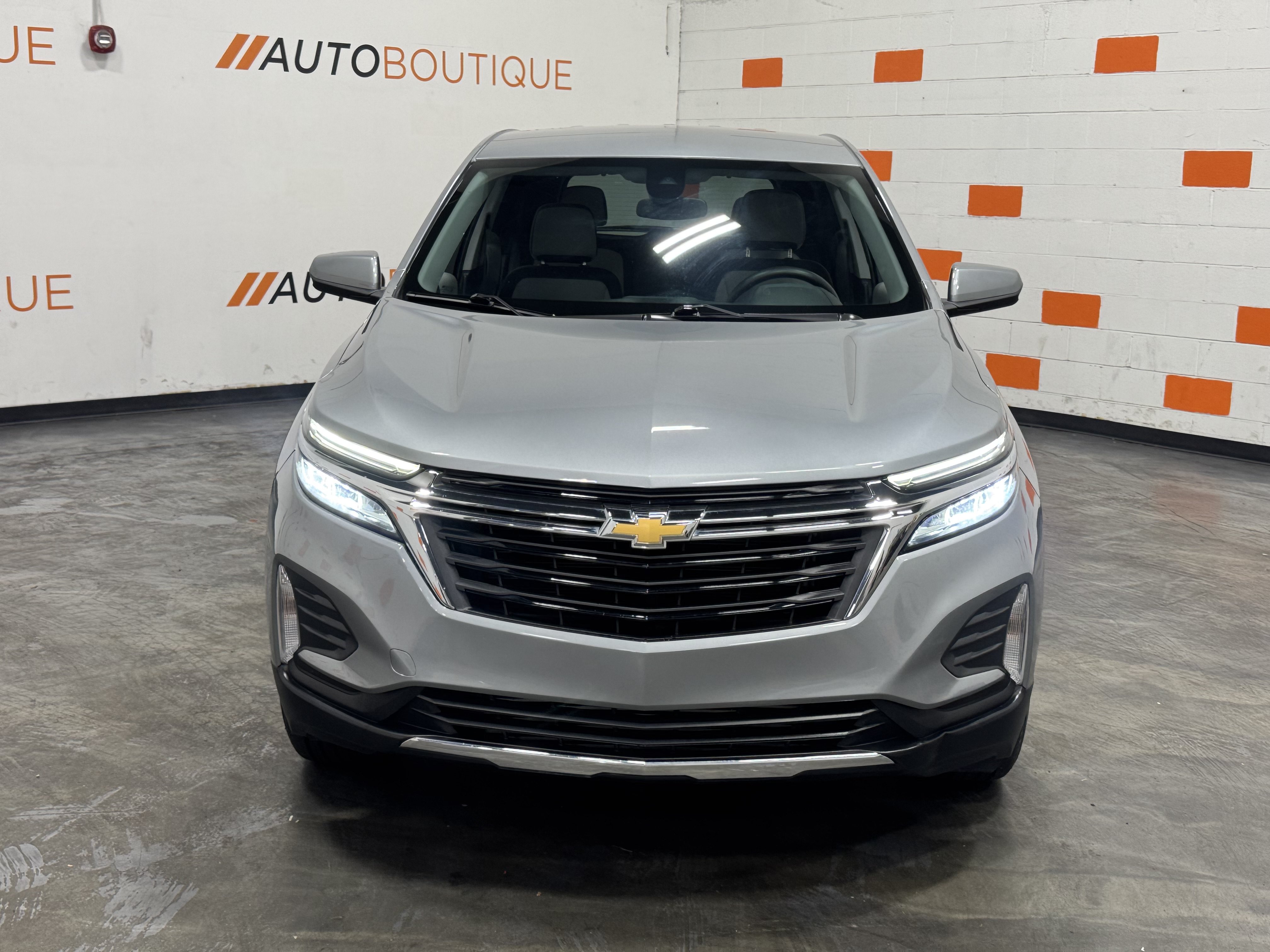 Used 2023 Chevrolet Equinox LT AWD/4WD image 3
