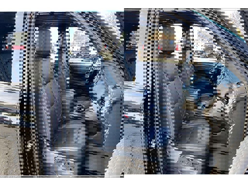 Used 2022 Chevrolet Tahoe Z71 image 8