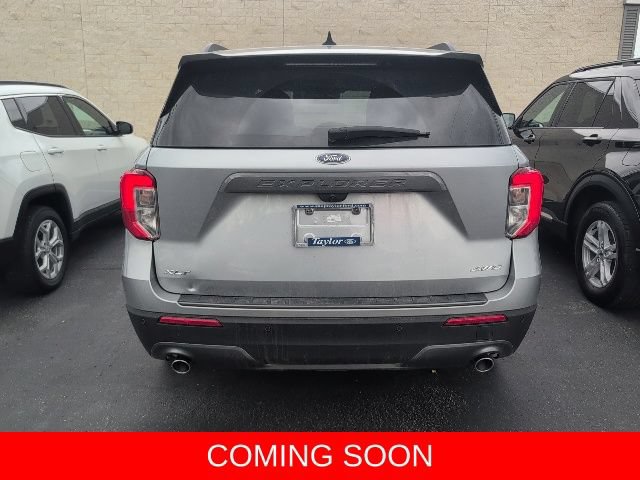 Used 2024 Ford Explorer XLT w/ Equipment Group 202A AWD/4WD image 7