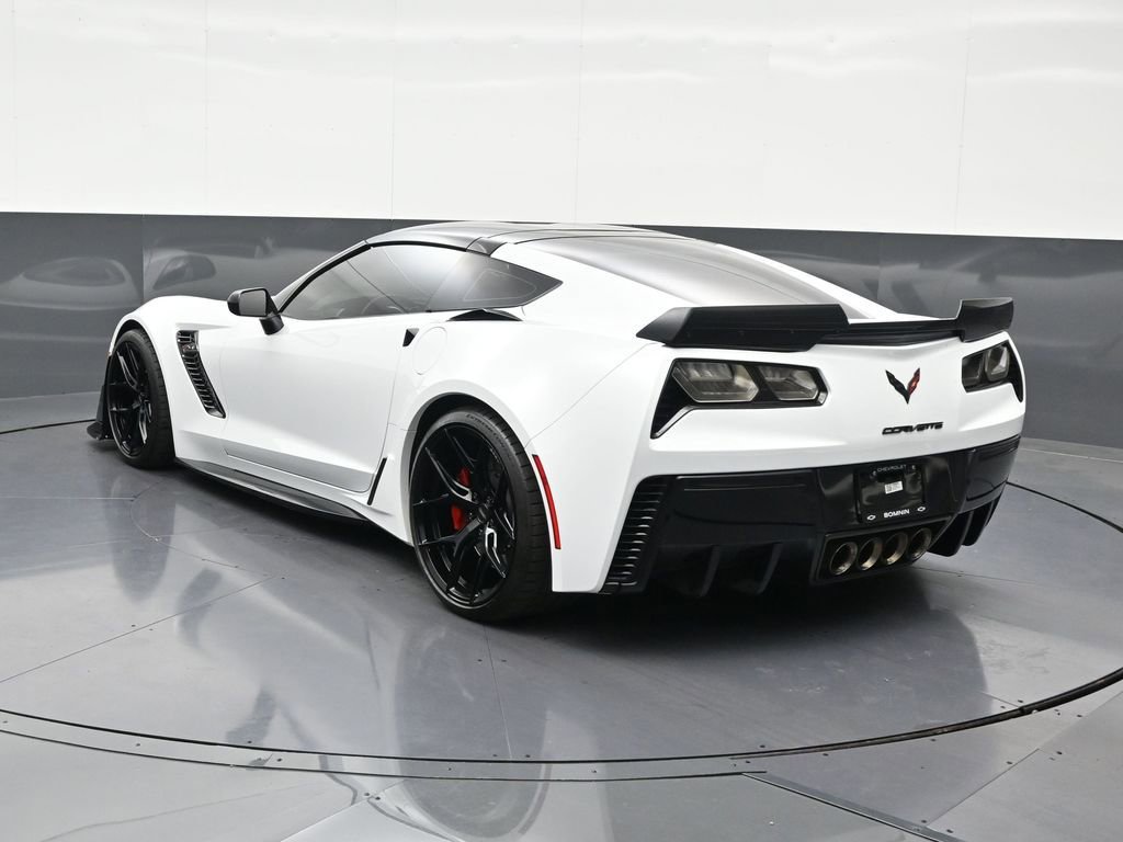 Used 2019 Chevrolet Corvette Z06 image 3