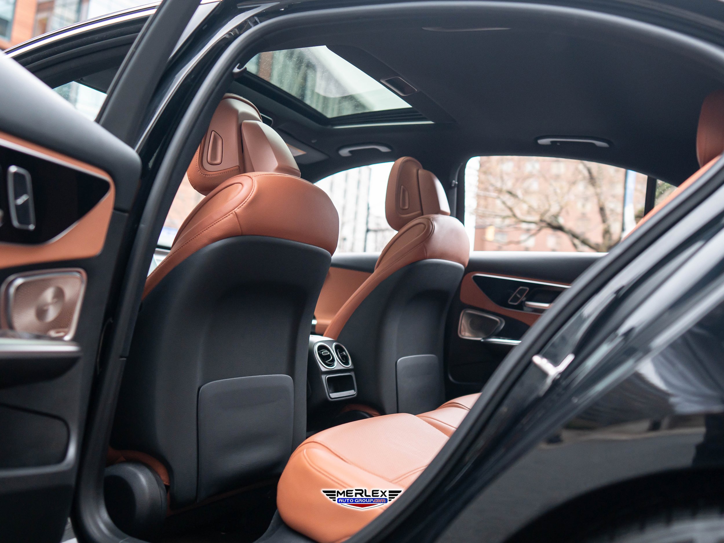 Used 2022 Mercedes-Benz C 300 Sedan w/ Exclusive Trim Package image 21
