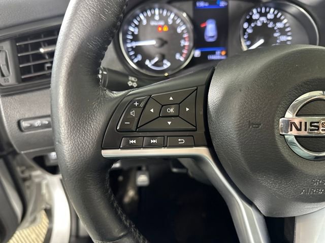 Used 2018 Nissan Rogue SV w/ Sun & Sound Touring Package image 15