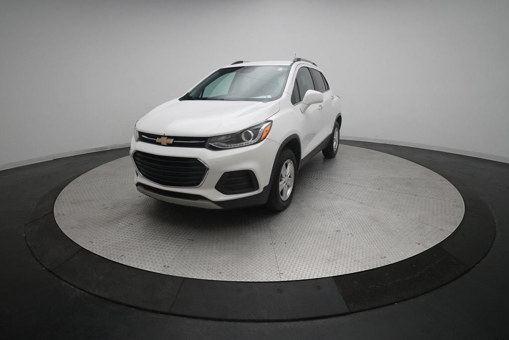 Used 2017 Chevrolet Trax LT w/ LT Convenience Package AWD/4WD image 12