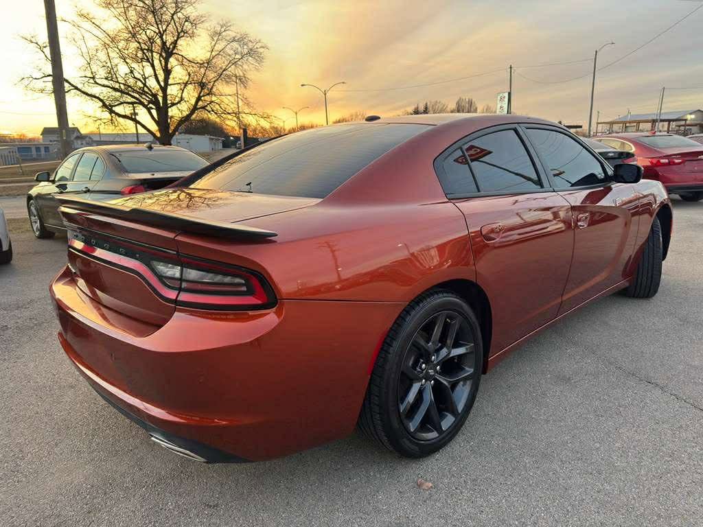 Used 2021 Dodge Charger SXT w/ Blacktop Package image 8