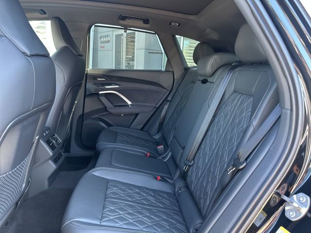 New 2026 Audi SQ5 Premium Plus image 14