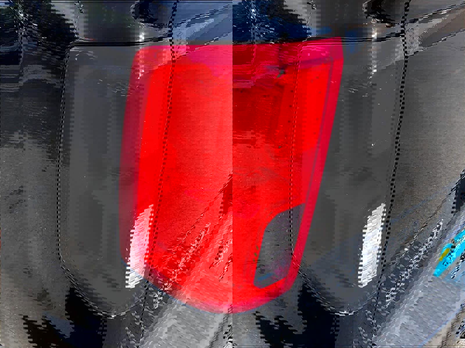 Used 2018 Chevrolet Silverado 1500 LTZ Z71 w/ LTZ Plus Package AWD/4WD image 34