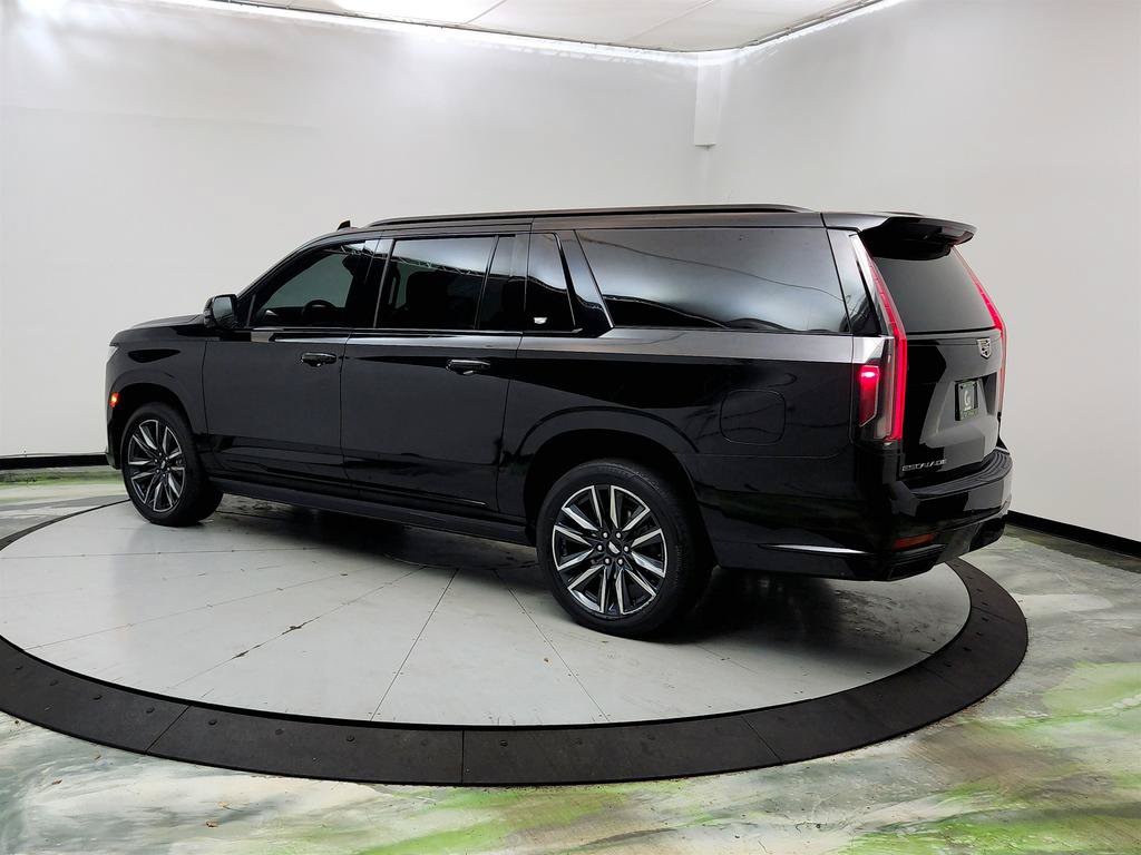 Used 2022 Cadillac Escalade ESV Sport w/ Touring Package AWD/4WD image 7