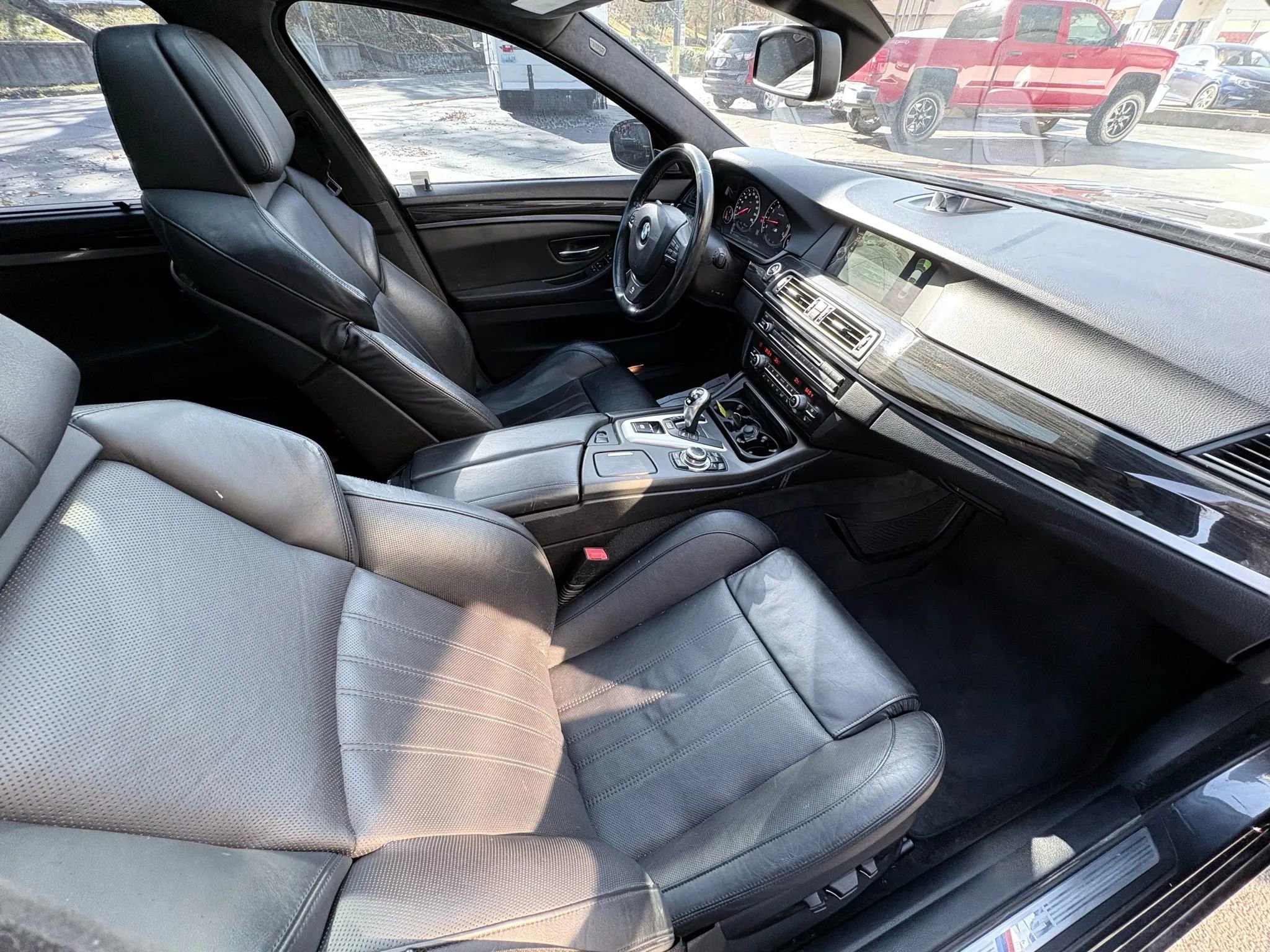 Used 2013 BMW M5 Sedan 4D w/ Executive Pkg RWD image 20