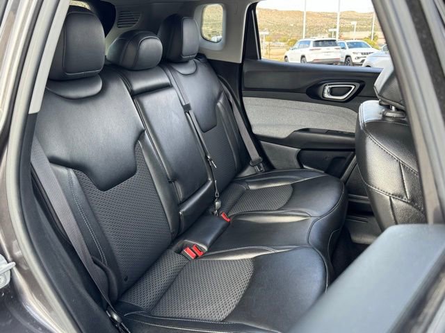 Used 2022 Jeep Compass Latitude image 32