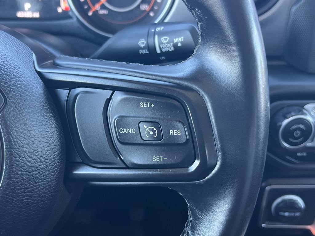 Used 2021 Jeep Gladiator Sport image 9