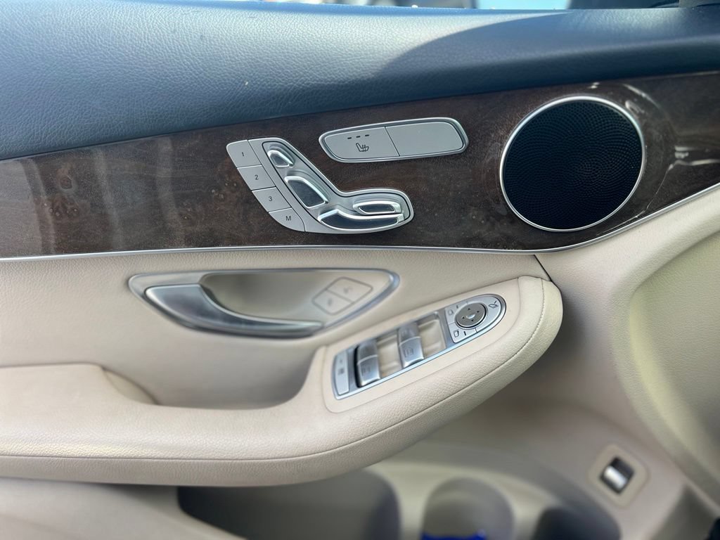 Used 2017 Mercedes-Benz GLC 300 image 17