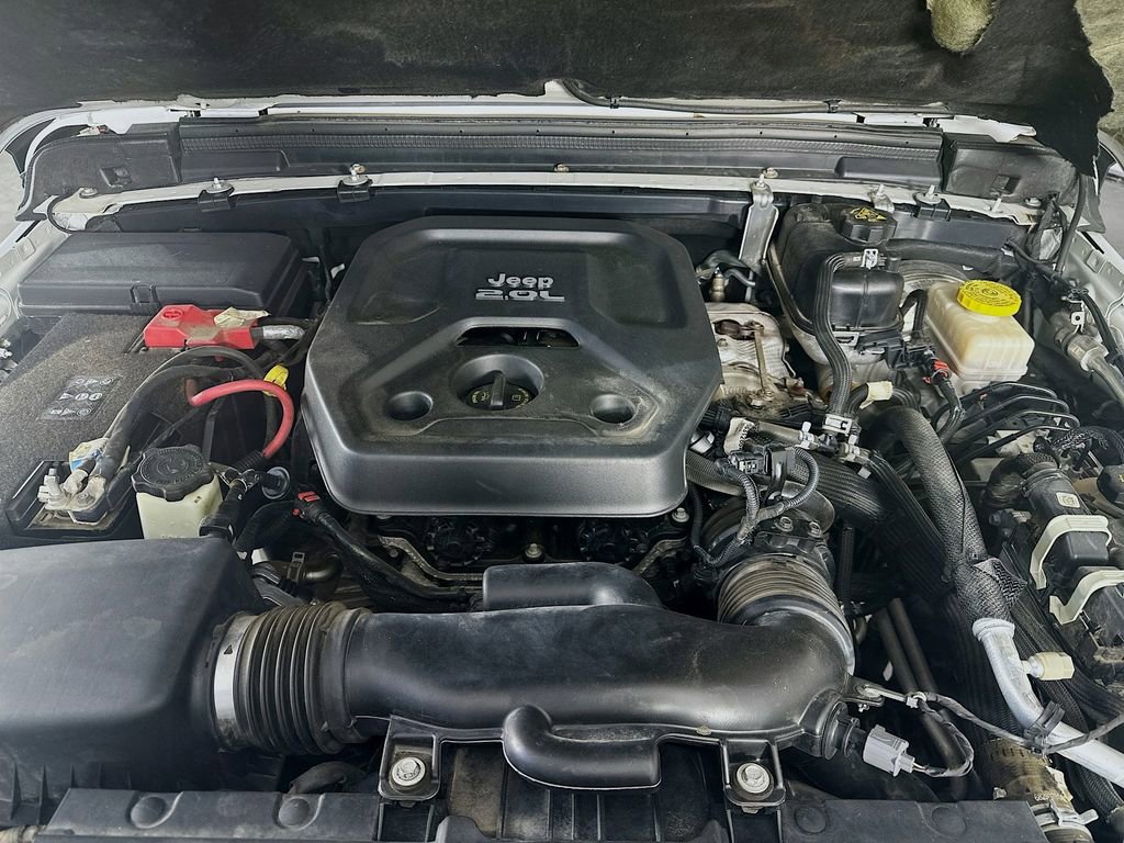 Used 2019 Jeep Wrangler Unlimited Rubicon AWD/4WD image 32