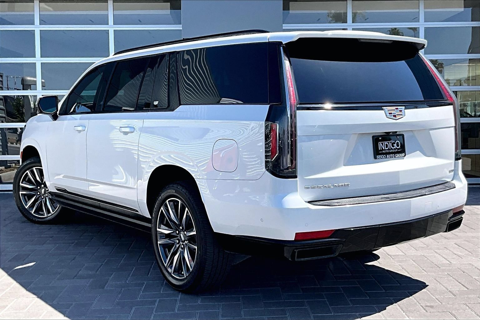 Used 2021 Cadillac Escalade ESV Sport w/ Driver Assist Tech Package AWD/4WD image 12