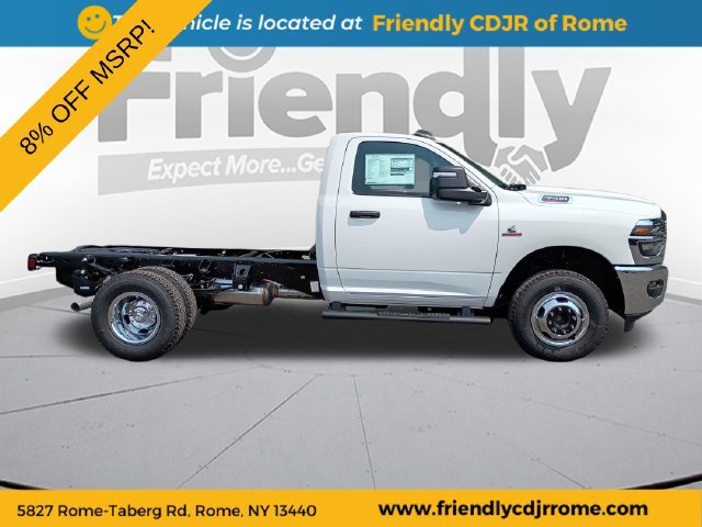 New 2026 RAM 3500 Tradesman w/ Chrome Appearance Group A AWD/4WD image 4