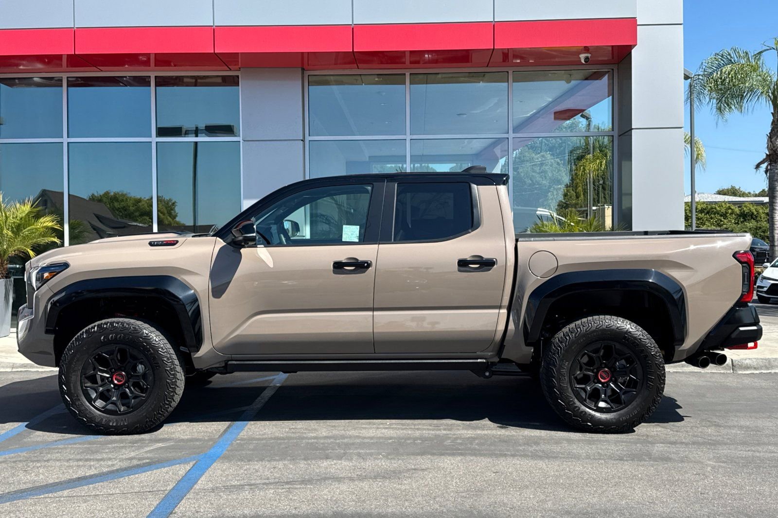 Certified 2025 Toyota Tacoma TRD Pro image 9