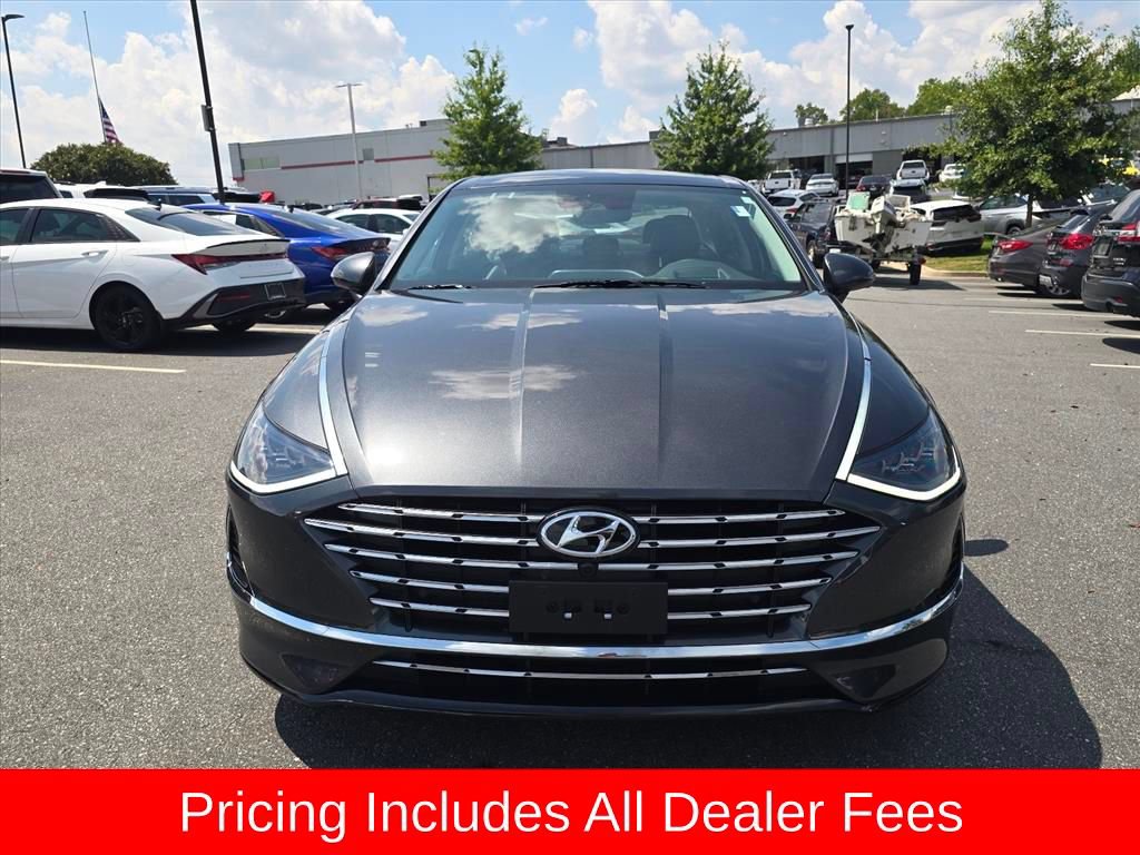 Used 2023 Hyundai Sonata Limited w/ Cargo Package FWD image 8