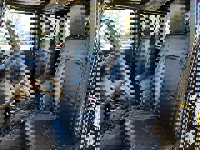 Used 2024 Jeep Wrangler High Altitude image 28