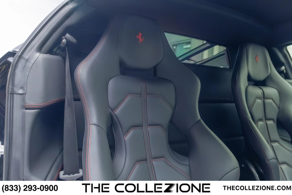 Used 2014 Ferrari 458 Italia Coupe RWD image 75
