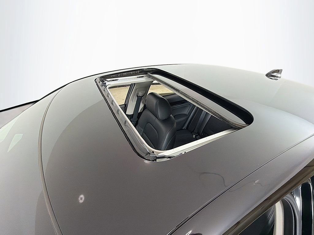 Used 2023 Honda Civic Touring image 18