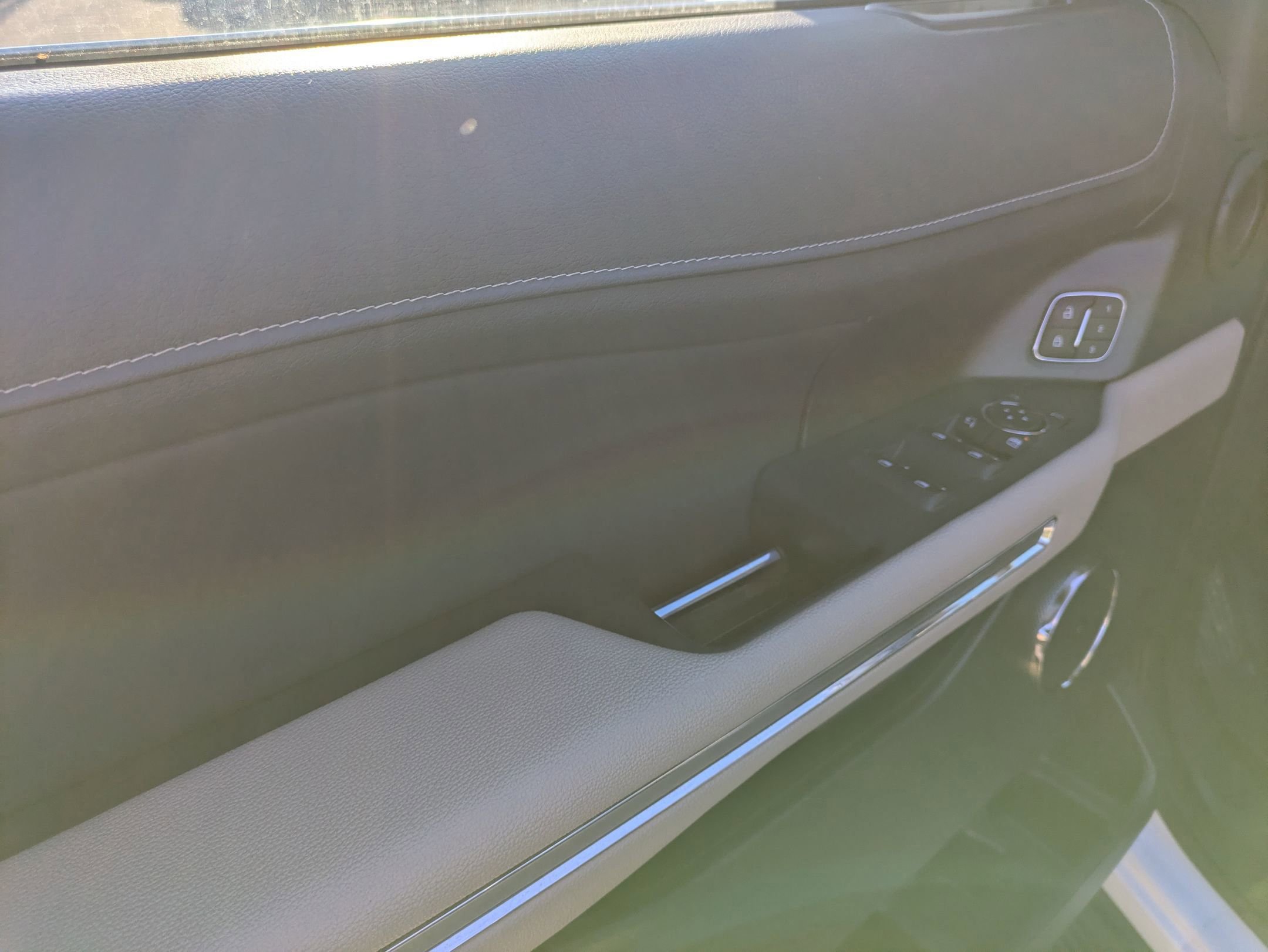 Certified 2024 Ford Expedition Limited image 13