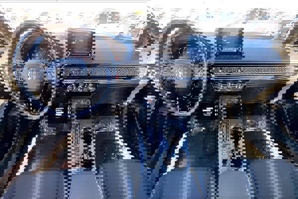 Used 2023 Honda Civic Sport image 11