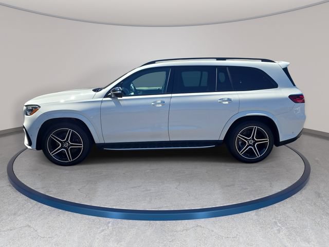 Used 2024 Mercedes-Benz GLS 450 4MATIC image 9
