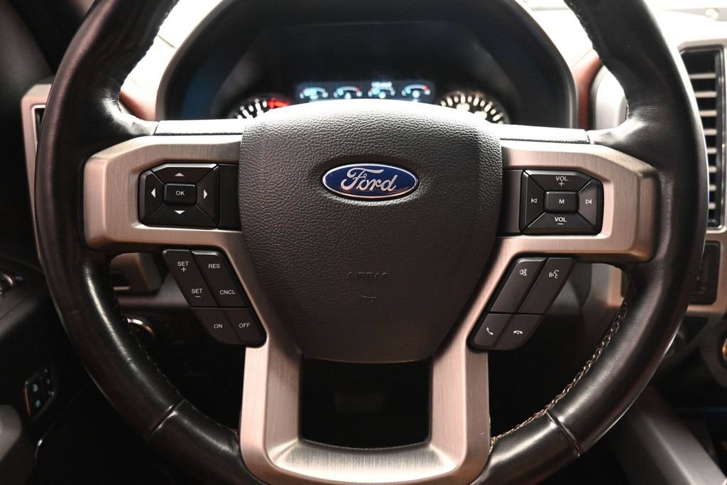 Used 2019 Ford F150 Platinum w/ Technology Package AWD/4WD image 11