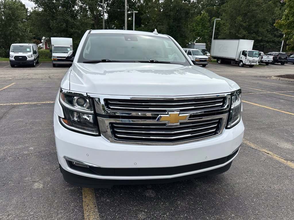 Used 2018 Chevrolet Suburban Premier AWD/4WD image 8