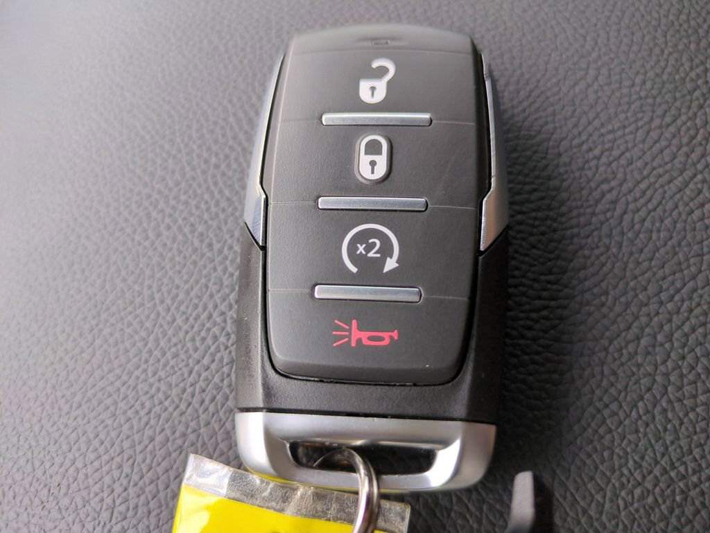 New 2025 RAM 2500 Big Horn image 31