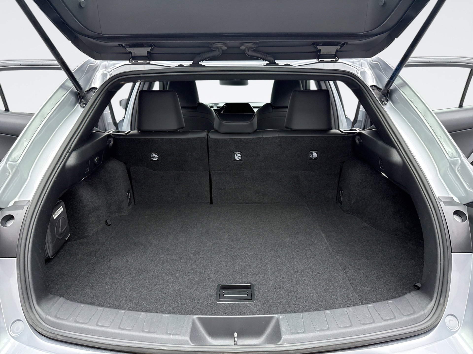 Used 2023 Lexus UX 250h AWD image 22