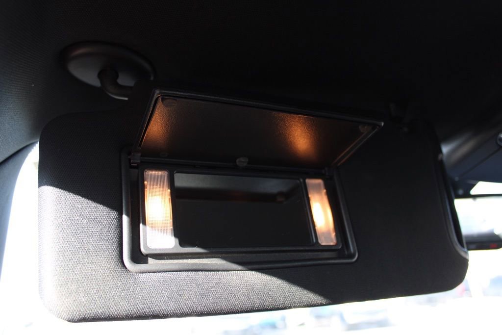 Used 2017 Dodge Charger R/T image 37