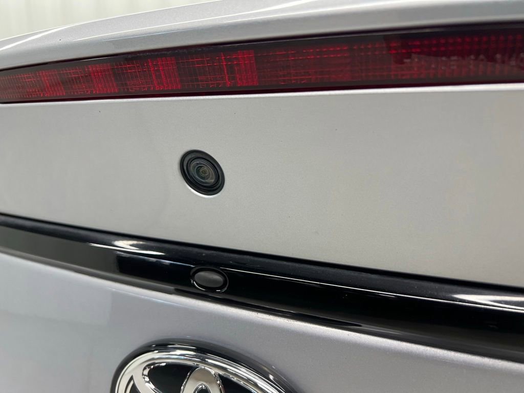 Used 2023 Toyota GR86 RWD image 7