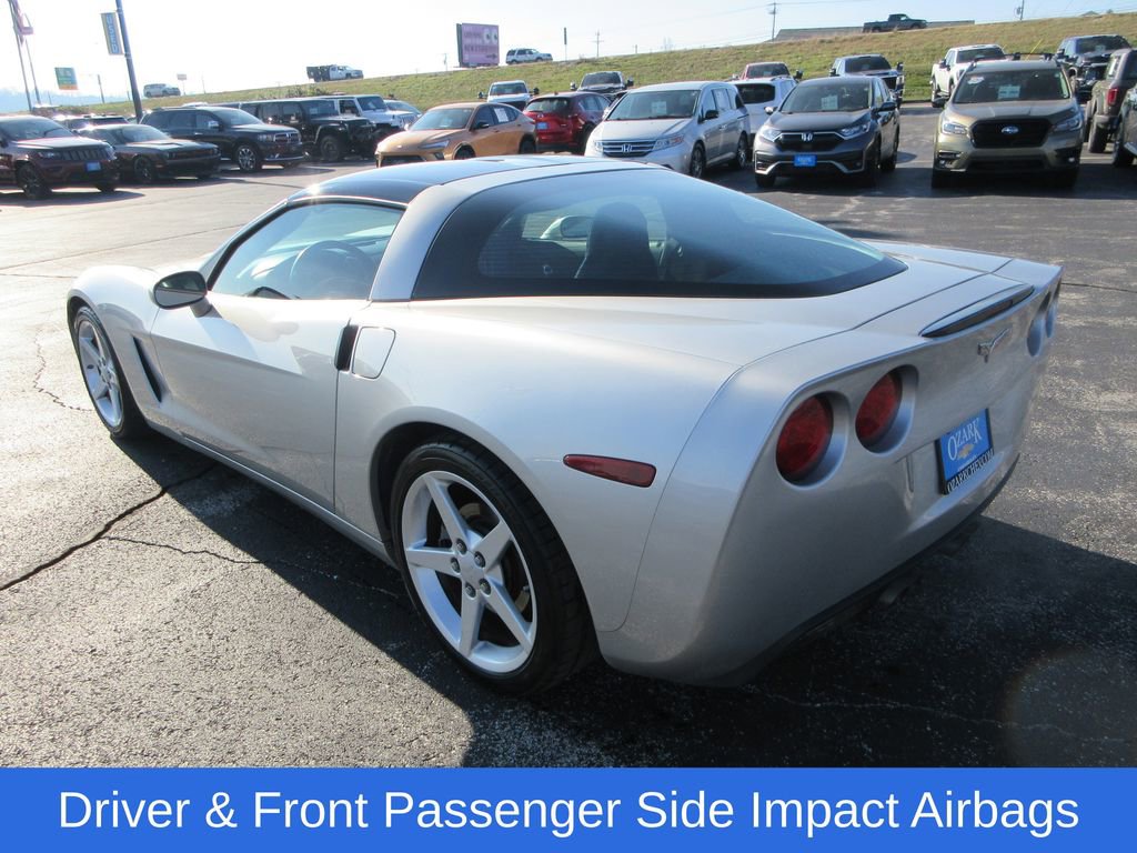 Used 2005 Chevrolet Corvette Coupe w/ Preferred Equipment Group image 3