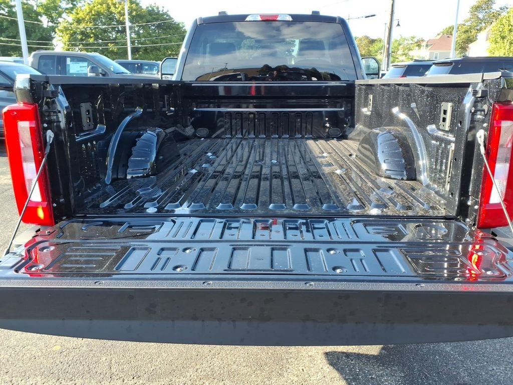 New 2026 Ford F250 XLT w/ Snow Plow Prep Package AWD/4WD image 8