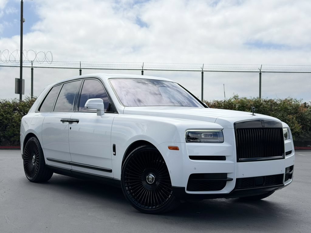 Used 2021 Rolls-Royce Cullinan AWD/4WD image 9