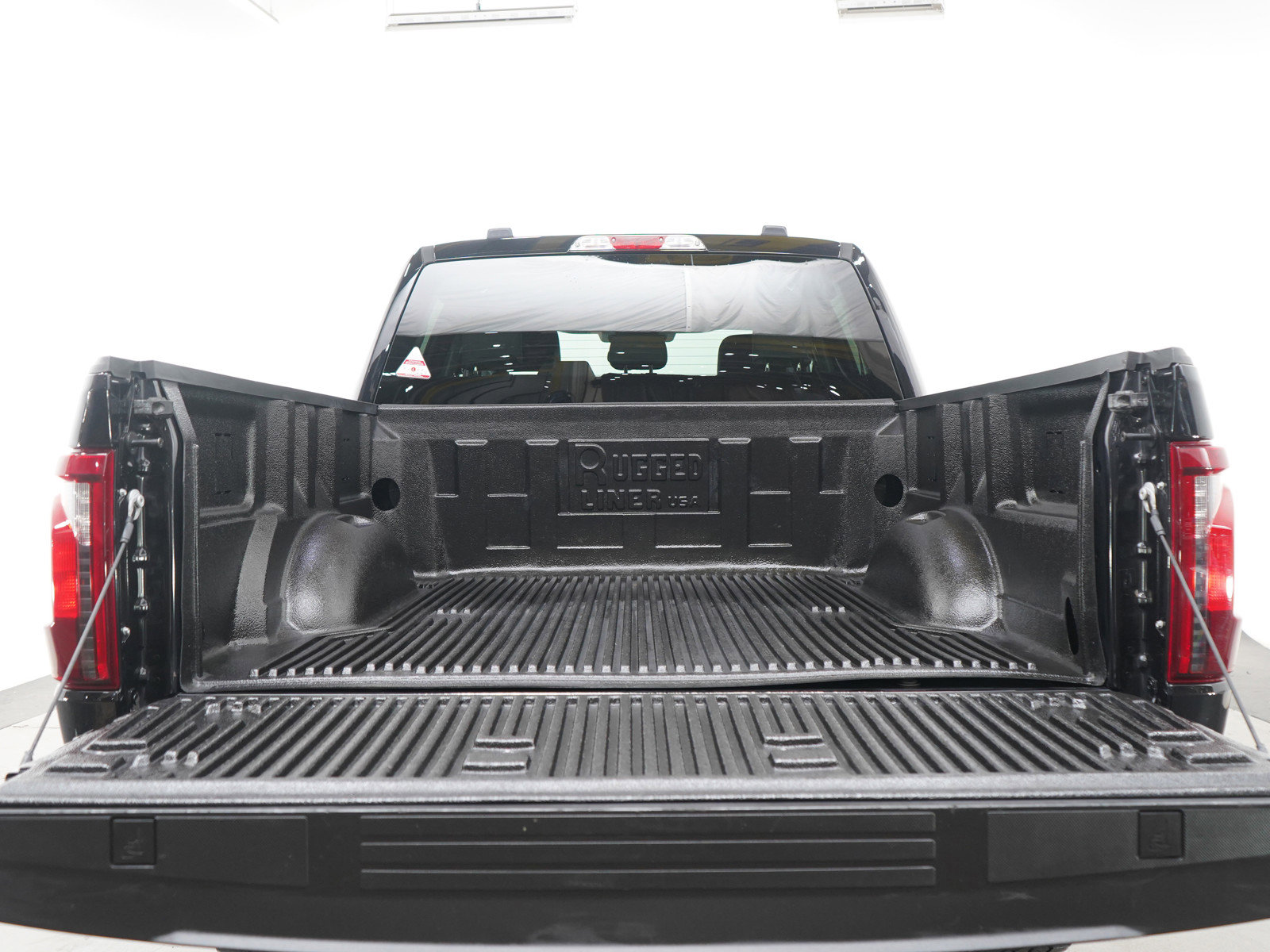 Used 2024 Ford F150 XLT w/ Mobile Office Package image 17