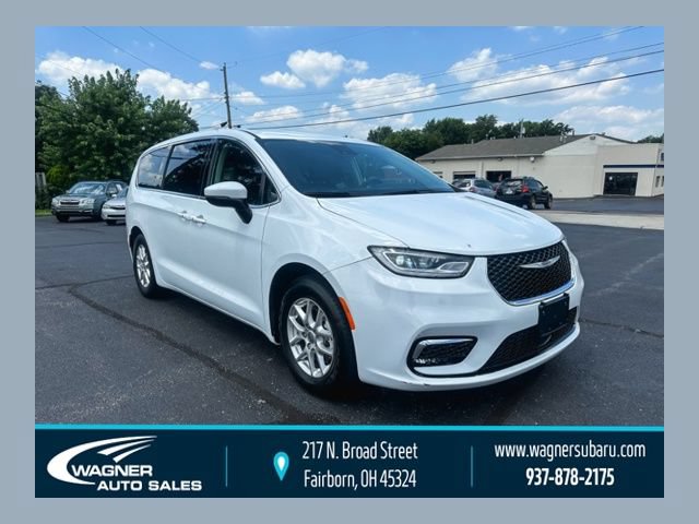 Used 2023 Chrysler Pacifica Touring-L