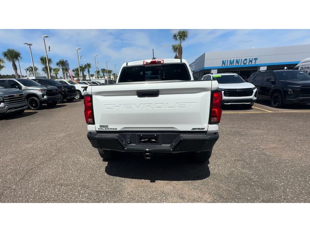 Used 2023 Chevrolet Colorado ZR2 w/ ZR2 Convenience Package III AWD/4WD image 3